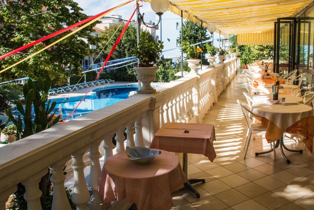 Hotel Miranda Bellaria-Igea Marina Exteriör bild